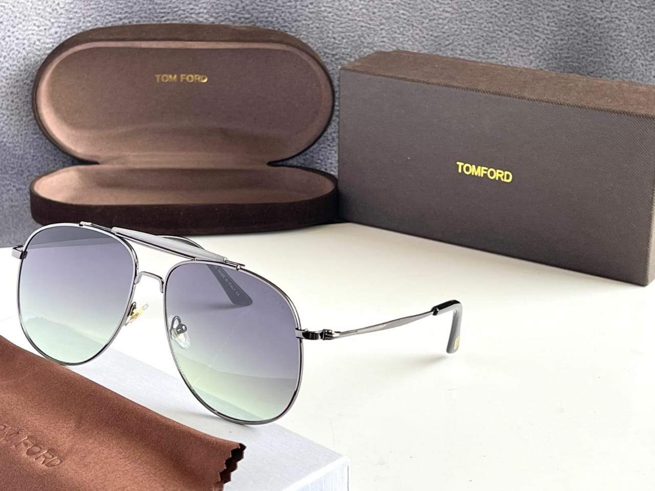 first copy TOMFORD PREMIUM SHADES WITH OG KIT
