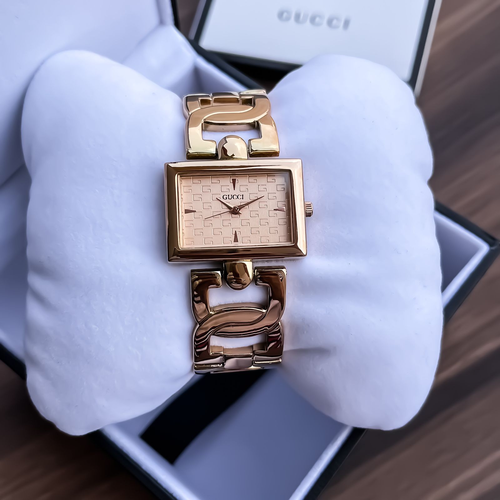 first copy Gucci Elegant Rose Gold Bracelet Watch