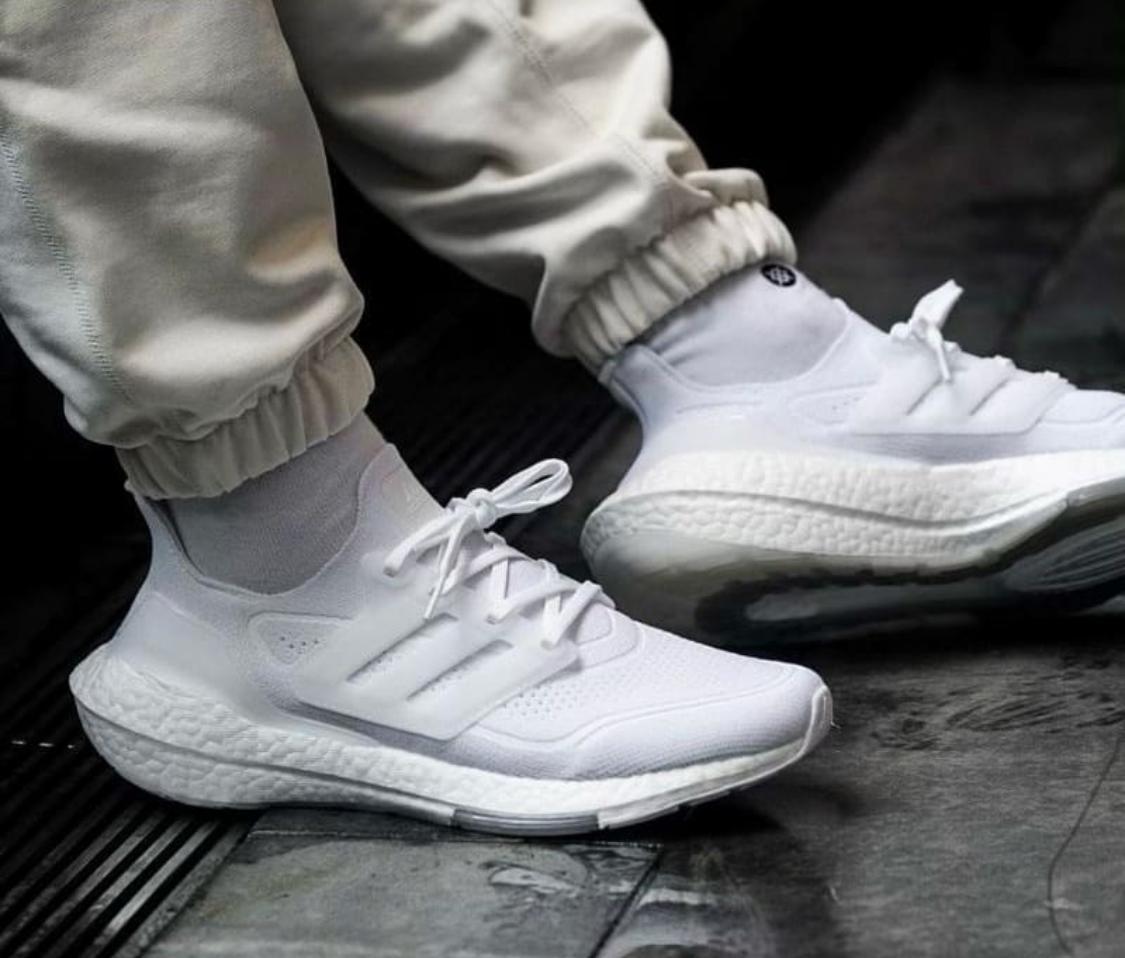first copy ADIDAS ULTRABOOST 21 “TRIPLE WHITE”