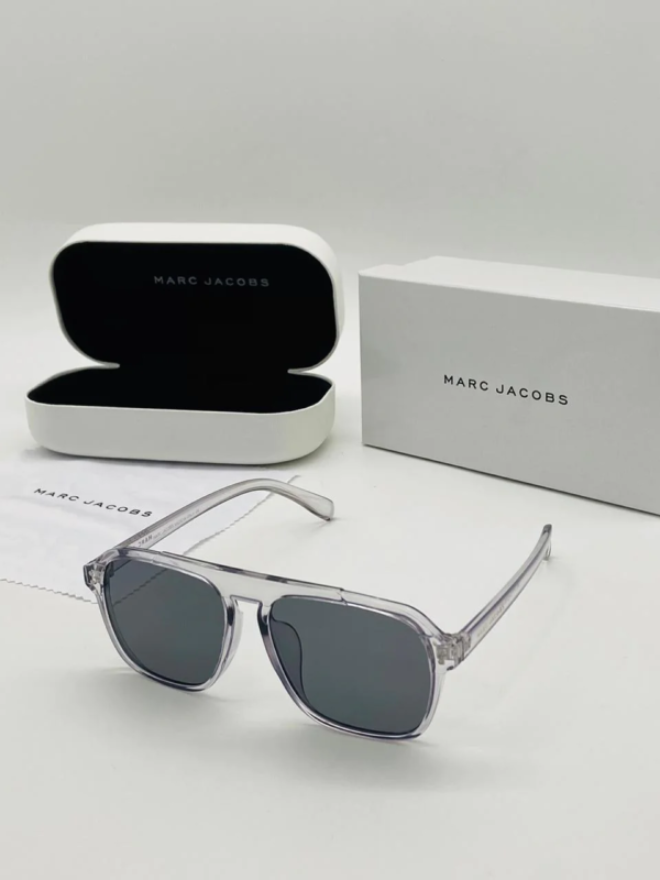 First Copy MARC JACOBS PREMIUM SHADES WITH OG KIT