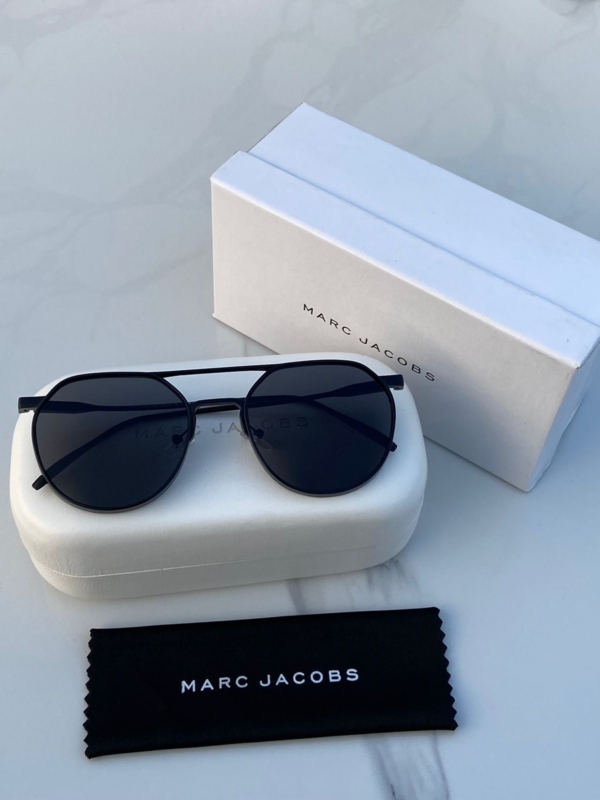 first copy MARC JACOBS PREMIUM SHADES WITH OG KIT