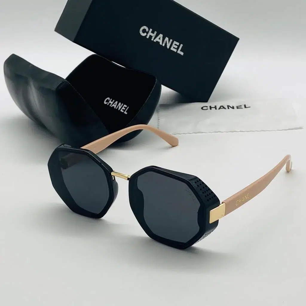 Chanel Oversized Sunglasses In Black