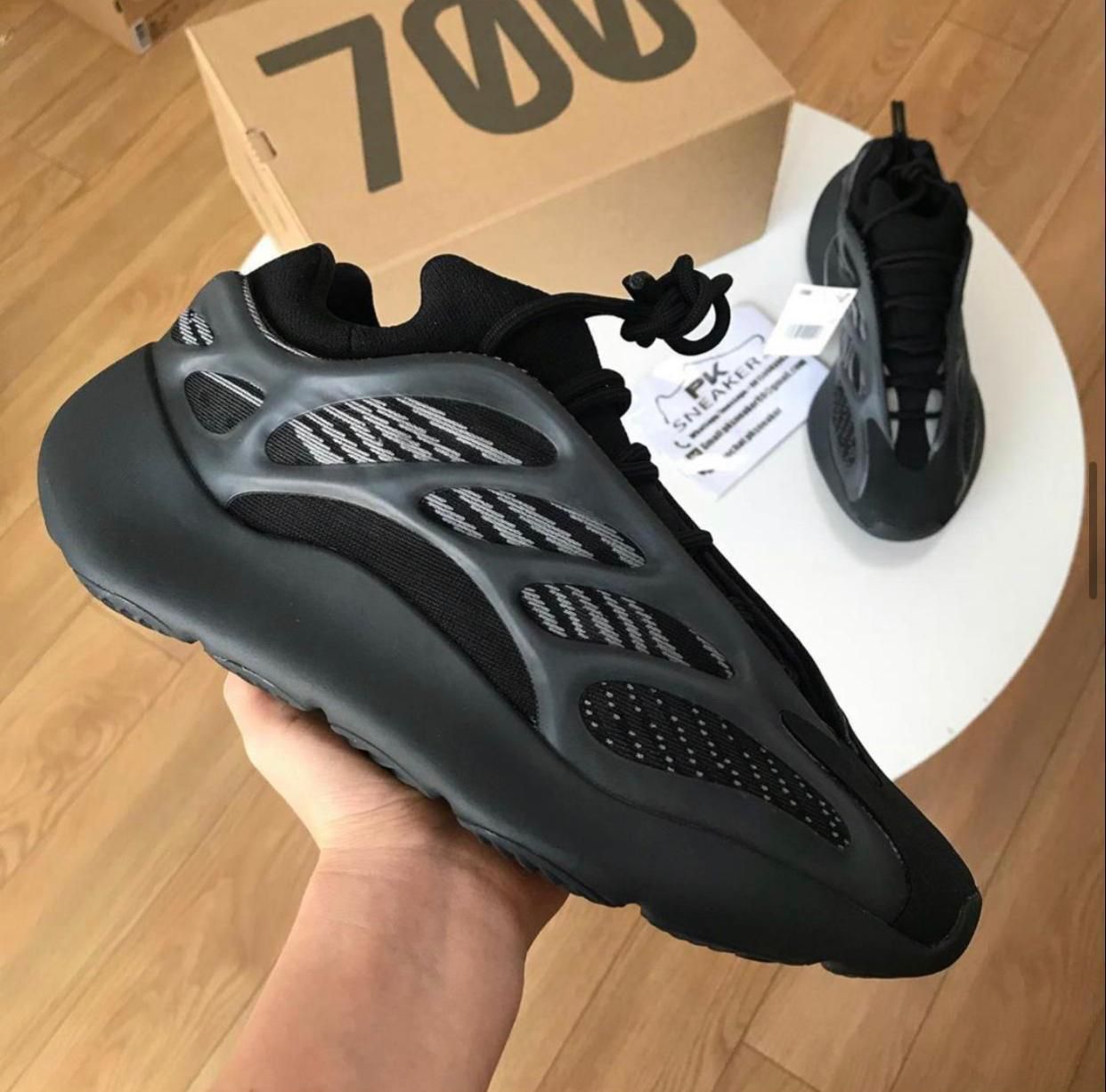 first copy ADIDAS YEEZY 700 BOOST V2 ALVAH