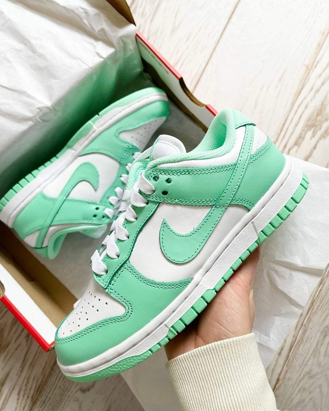 First Copy Nike SB Dunk Low “Green Glow”