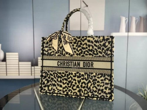 first copy CHRISTIAN DIOR TOTE 579
